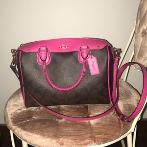 Coach shoulder bag
